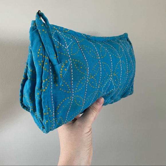 Fair Trade Zippered Organizer Bag - Picture 10 of 14